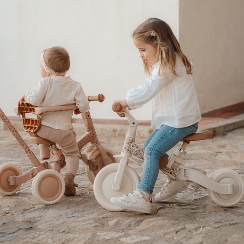 Little Dutch 4 in 1 Tricycle with Push Bar - Off White Floral