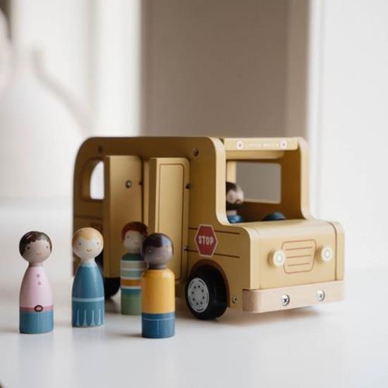 Little Dutch School Bus with Figures