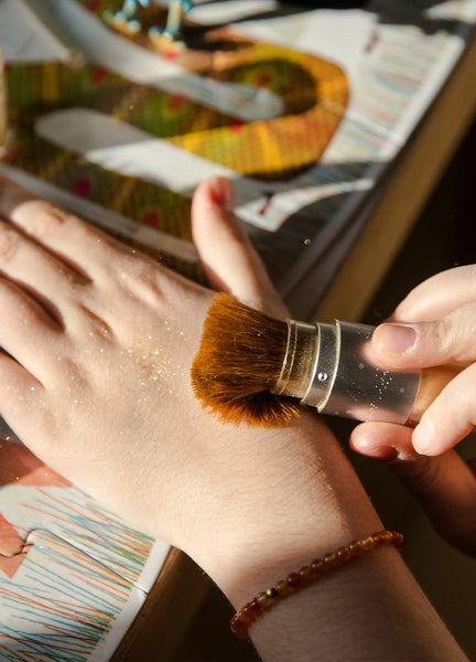 Namaki - Gold Fox Pouch with Shimmer Powder & Lip Balm